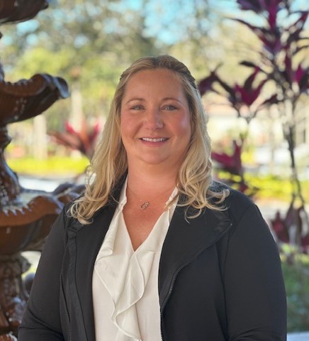 photo of  Stephanie Rayburn